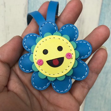 療癒小物 藍色 可愛 太陽花 純手工縫製 皮革 吊飾 小尺寸