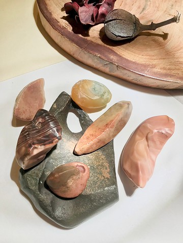 橘紅色海底輪原石 / 單顆