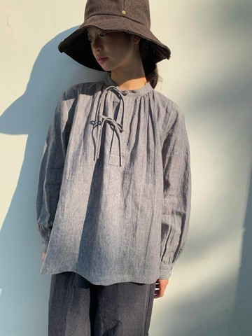 煙灰色色織 亞麻綁帶高領寬松百搭襯衫
