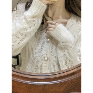 2025早秋季新款上衣奶系白色馬海毛毛衣歐貨鏤空針織開衫女薄款