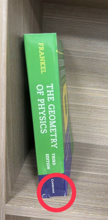 The Geometry of Physics : An Introduction  T.FRANKEL  Cambridge