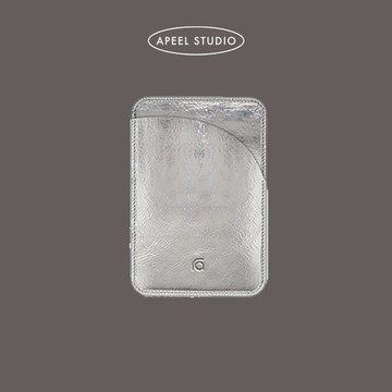 【現貨】【APIOU】銀色爆裂紋磁吸皮革卡夾 (支援Magsafe)