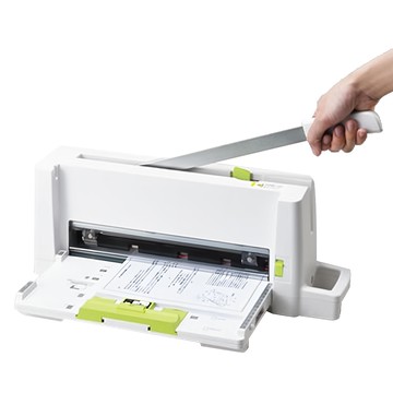 PLUS 普樂士 攜帶式安全裁紙刀刃組 含替換刀刃x1 刀片安全夾x1 墊膠束帶x2 六角扳手x1  PK-213H(23-367)  1組