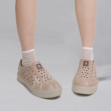 【北歐極光系列】moz瑞典駝鹿雙色洞洞餅乾水鞋(霧粉)-附鞋扣