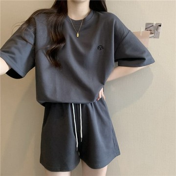 台灣出貨 新款韓版運動服套裝女時尚短袖一整套短褲休閒跑步兩件套 女生套裝 短袖短褲套裝兩件套 休閒套裝女 運動套裝