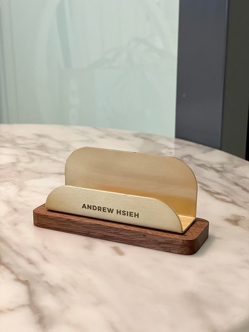 客製化logo 黃酮木底名片座 企業/個人訂製