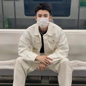 男生牛仔外套 牛仔夾剋 牛仔外套 男生外套 白色高級感牛仔外套男 棒球服 美式複古工裝夾剋 外套男 丹寧外套 外套男