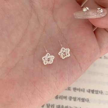 🔥臺灣熱賣好物🔥鏤空繞絲五角星甜美線團耳環氣質百搭夏季爆款潮流耳飾