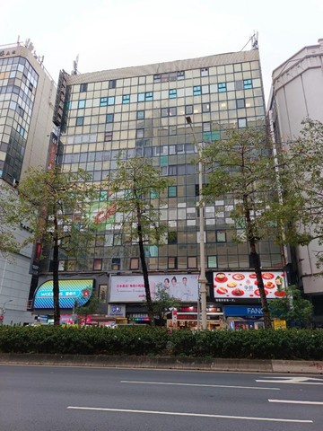 統領商辦金雞母｜台北市大安區忠孝東路四段