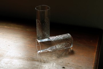 湧浪玻璃杯
