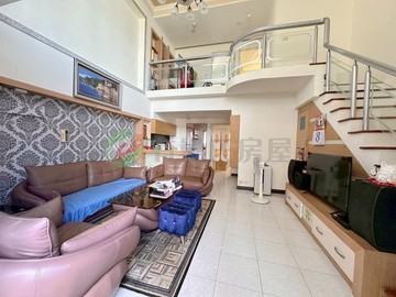 安平散步河堤賓士皇宮挑高客廳樓中樓景觀三房+車位｜台南市安平區建平十七街