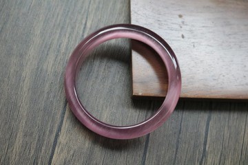 天然玉髓帝王紫手鐲圓條瑪瑙手環