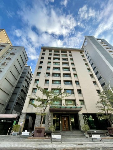 11期漢神百貨旁仁美學區超美屋況2+1房雙平車戶｜台中市北屯區崇德十一路