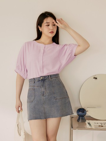 微寬版格紋圓領泡泡袖開襟襯衫上衣