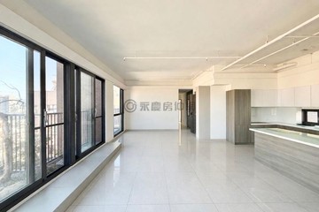 兒童公園一德洋樓大4房雙平車超美綠建築頂樓｜台中市北屯區崇興路一段