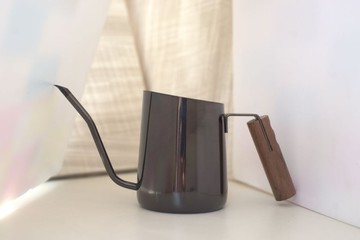 掛耳細口壺 240ml