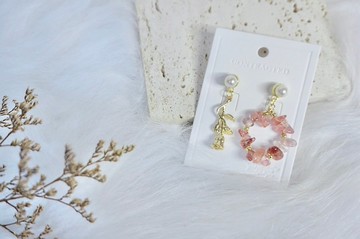 【戀上玫瑰】草莓晶/玫瑰/耳環/耳夾/銀針/垂墜/金 粉 紅