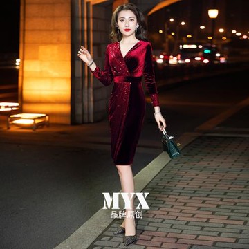 參加婚禮晚禮服女媽媽裝紅色婆婆丈母娘氣質宴會連衣裙新娘敬酒服