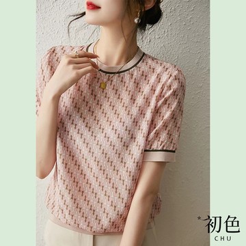 初色  螺紋圓領印花上衣-淺粉色-61990(M-2XL可選現貨+預購)