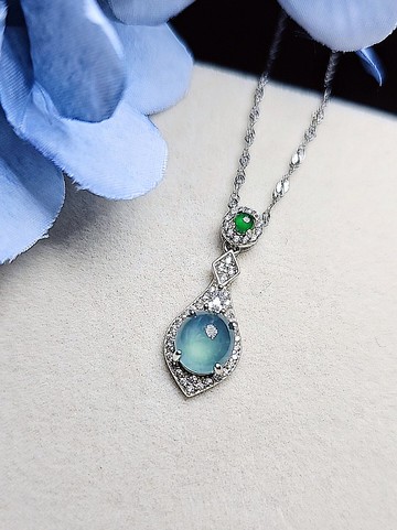 |招財女神|A貨翡翠冰玻大藍剛蛋面8mm純銀鍍18k水滴吊墜