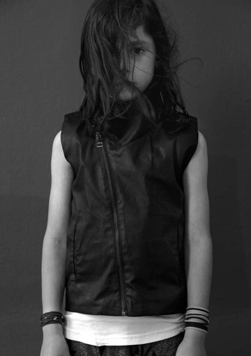 2016 春夏 NUNUNU 黑色WAXED拉鍊造型背心