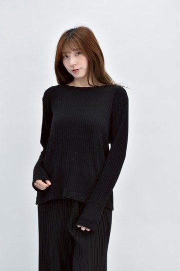 (L) wooden clothes質感坑紋黑色長袖上衣