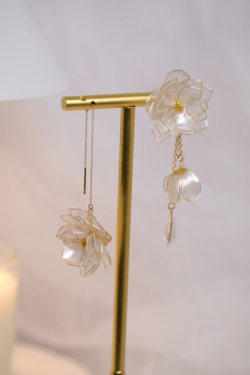 繁花// 淡清芙蕖/不對稱.垂墜.多way耳環/ 現貨 /