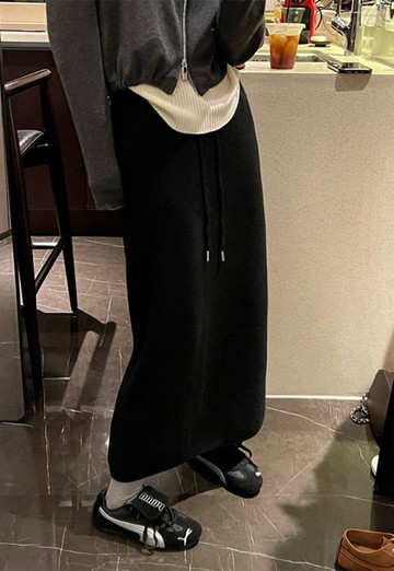 【限時79折】百搭系列．雋永札記後開岔鬆緊腰針織長裙