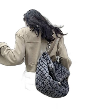 LEEHER 包包女 菱格包包 大包包 流浪包包 斜背包 韓國包包 鏈條包包 295
