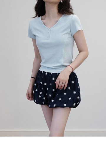 V領紐扣正肩短袖T恤