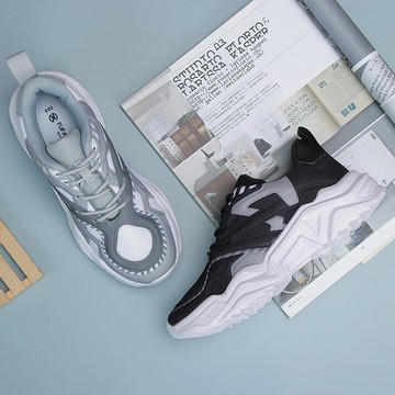 輕量舒適運動休閒鞋 1AK98