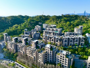 微山丘重疊別墅庭院戶雙平面車位｜台北市文山區秀明路一段