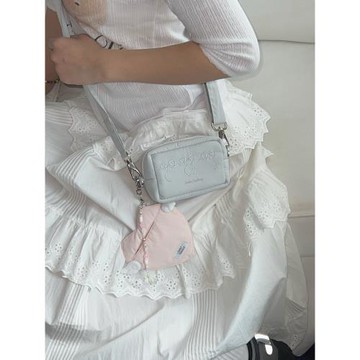 SodaFantasy跳舞蝴蝶結刺繡CCD相機包便攜防摔包高顏值加厚內膽包