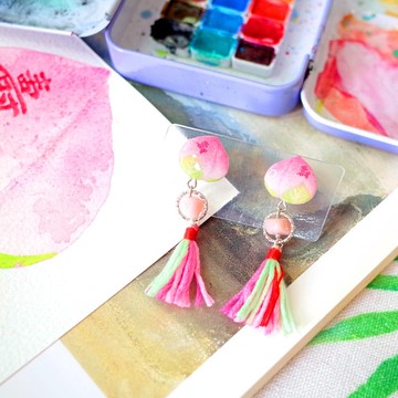 臺灣點心 壽桃 粉紅蛋白石 繪畫貼耳耳環 耳針/耳夾