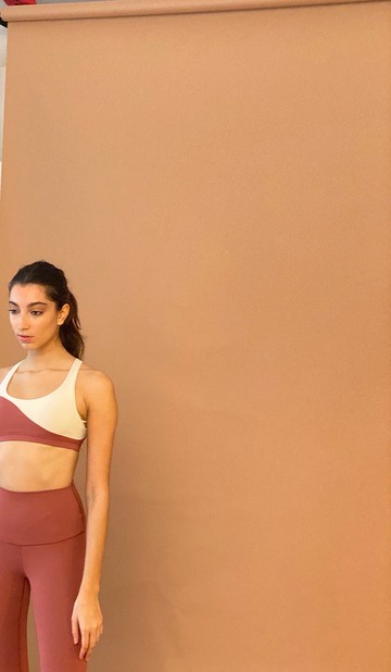 Body wave雙色美背運動內衣@breathm-沙白/楓葉磚紅