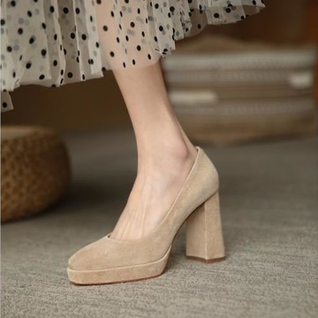 【鞋小毒】羊皮單鞋女粗跟防水臺性感磨砂圓頭春秋氣質裸色高跟鞋