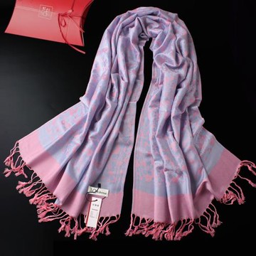 媽媽圍巾女秋冬季送禮百搭加厚保暖長款流蘇民族風披肩中老年圍脖