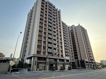 永信桂林頂新雙商圈|室內26坪大三房平車｜高雄市小港區中安路