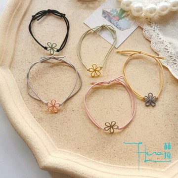 Hera 赫拉  清奢設計鏤空小花造型髮圈-隨機色4入組