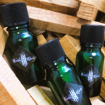 【藥魂】秘魯聖木 精油 聖木精油 可以製作淨化噴霧 空間聖化 聖木創造舒適 清新的氣味 在冥想時提供的味道引發振動磁場