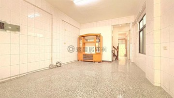 北區近好事多｜窗明几淨｜三邊臨路大地坪透天宅｜台南市北區文賢路