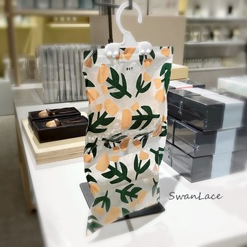 SwanLace精選 彩繪圖案衣櫥可懸掛除濕袋臥室家用干燥劑兩個裝