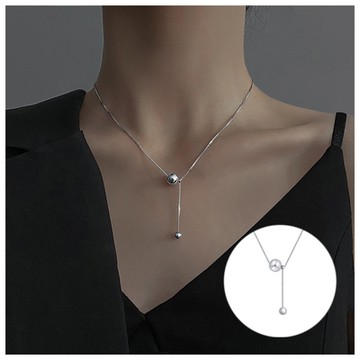 梨花HaNA 將極簡進行到底．銀色小珠碰撞項鍊