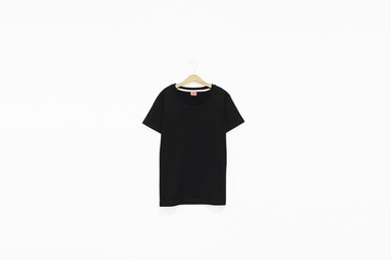 純棉 黑色厚實素面Tee - M號已售完