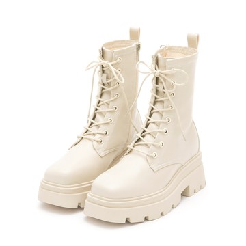 D+AF 酷甜小妞．方糖鬆糕厚底綁帶短靴