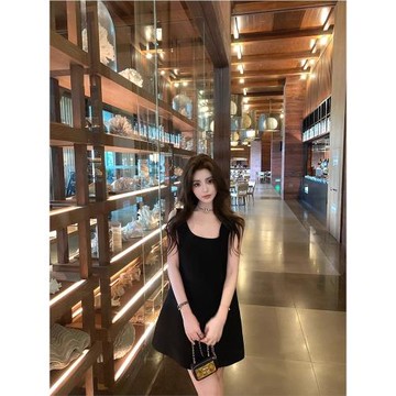 (免運)【摯簡小黑裙】2025新款夏季高級感氣質吊帶連衣裙無袖背心裙短裙