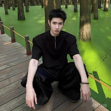 夏季新品 短袖Polo衫 男款打底衫 男士翻領tee 美式高街痞帥短袖T恤男夏季半拉鏈POLO衫寬鬆百搭男模短袖墊肩T恤