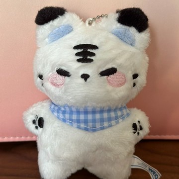 ⭐韓國代購正版⭐seventeen Hoshi權順榮ins同款 奶糖虎 娃娃鑰匙扣小掛件卡通公仔