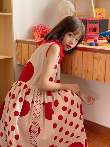 紅色波點拼布 花邊領 不規則剪裁 寬鬆背心洋裝 薄款
