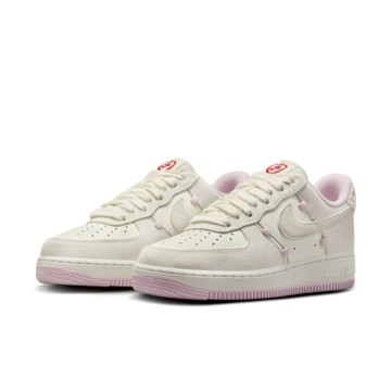 NIKE 休閒鞋 女鞋 運動鞋 麂皮 情人節 AF1 WMNS AIR FORCE 1 07 LX 粉米 HV5992-111 (3W5782)